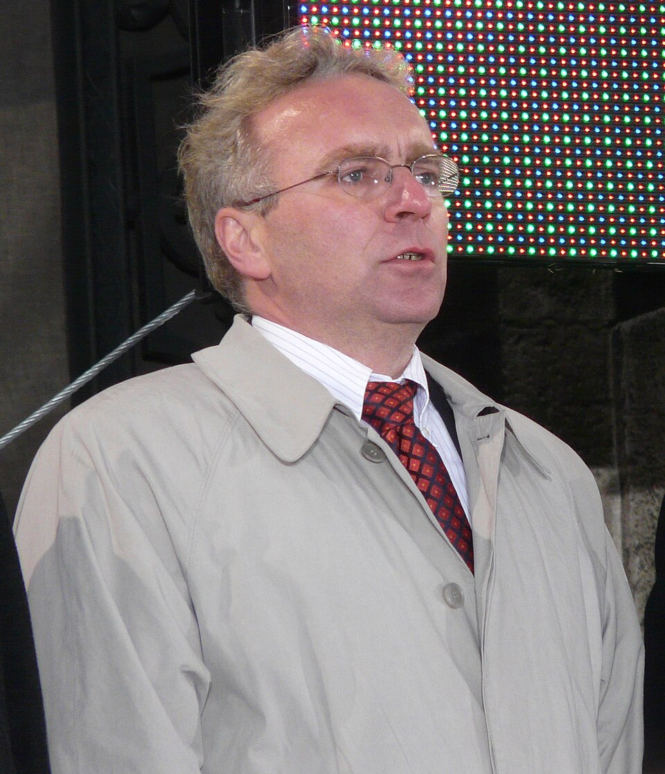 Zoltán Pokorni